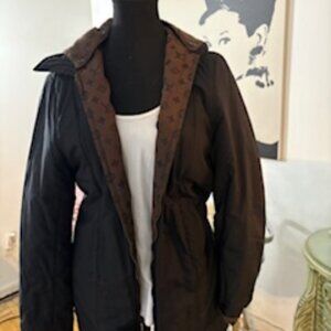 Reversible fashion raincoat